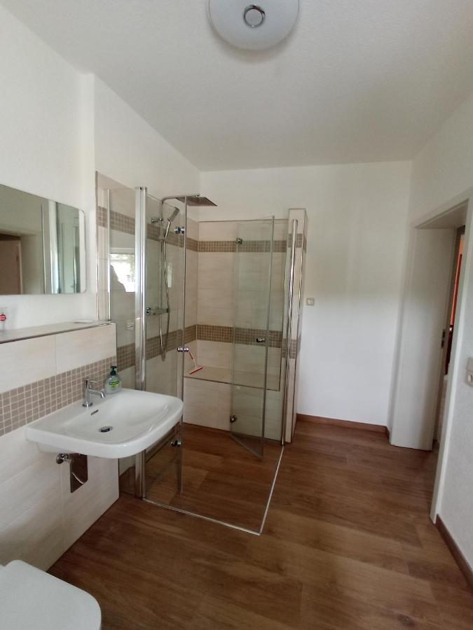 Kleine 1-Raum-Ferienwohnung Mit Hohem Komfort Teuchern Exteriér fotografie